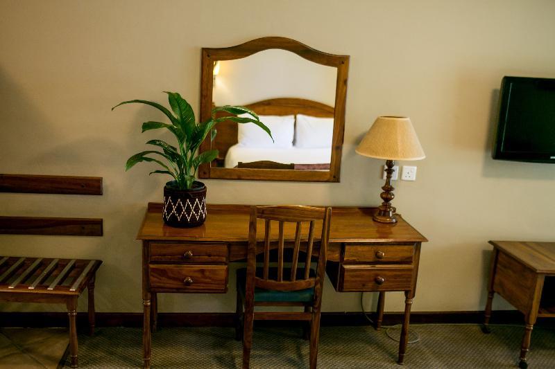 Bronte Hotel Harare Luaran gambar